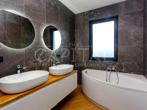 будинок за адресою Сонячна вул.