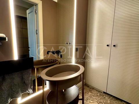 будинок за адресою Драгоманова вул.