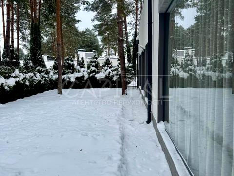 будинок за адресою Драгоманова вул.