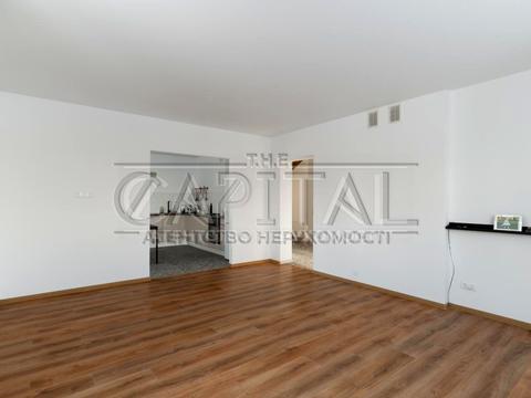 будинок за адресою вул. Журавлиная, 5-Г