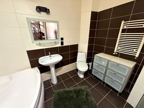 квартира по адресу Олекси Довбуша ул., 1