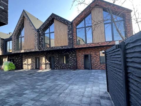 будинок за адресою Вериківського вул.