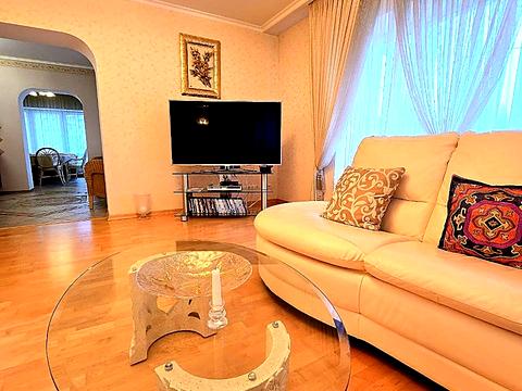 дом по адресу Верхній Вал, 10