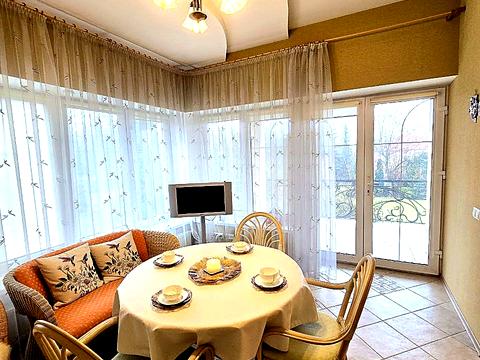 дом по адресу Верхній Вал, 10