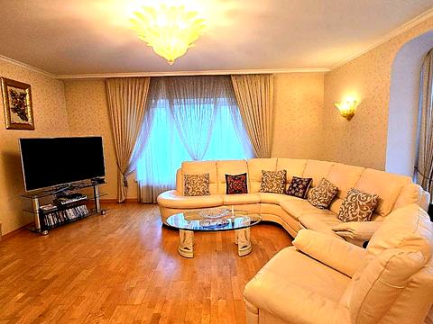 дом по адресу Верхній Вал, 10