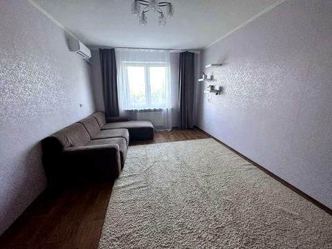 квартира за адресою Академіка Глушкова просп., 9-Є