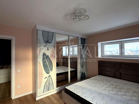 дом по адресу вул. Вишневая