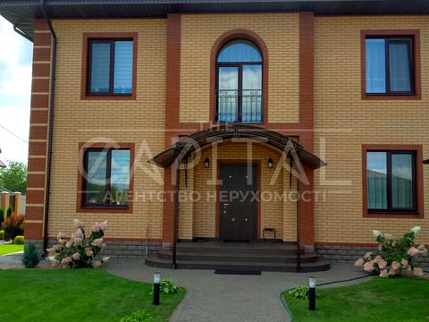 будинок за адресою вул. Ново-Київська