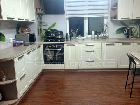 будинок за адресою вул. Ново-Київська