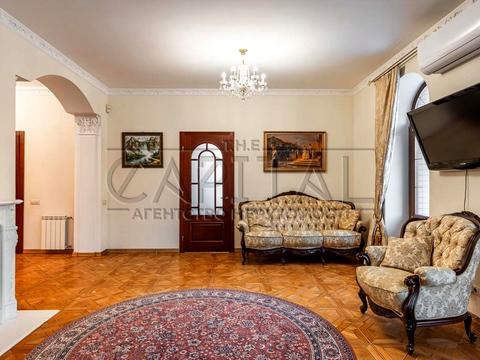 будинок за адресою 6-та лінія вул.