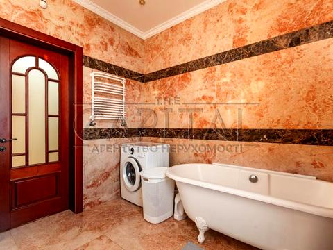 будинок за адресою 6-та лінія вул.