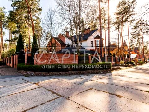 будинок за адресою Вишнева вул. (Леніна)