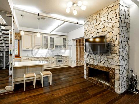 будинок за адресою с. Заріччя, вул. Весняна