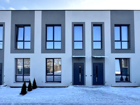 будинок за адресою Мирна вул. (Інтернаціональна), 28