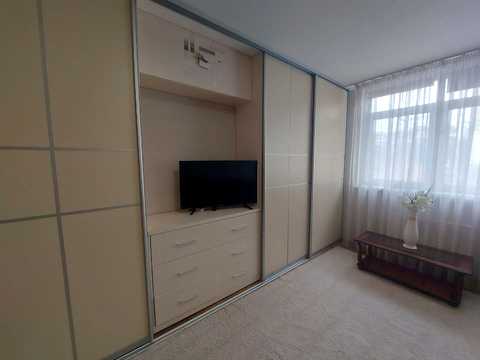 квартира за адресою Сім'ї Кульженків вул. (Петра Дегтяренка), 33