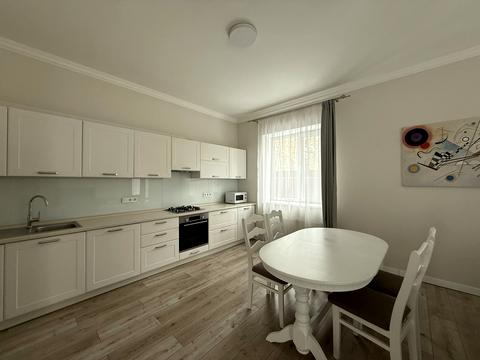 дом по адресу Анатолия Соловьяненко ул.