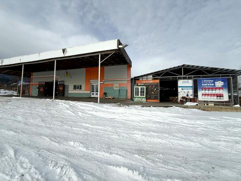 комерційна за адресою Вокзальна, 2а