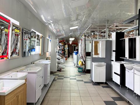 комерційна за адресою Вокзальна, 2а