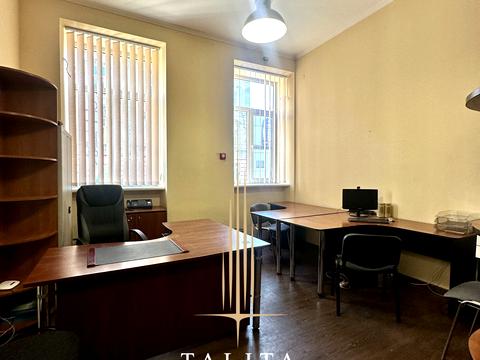 комерційна за адресою Львів, Маєра Балабана вул., 23