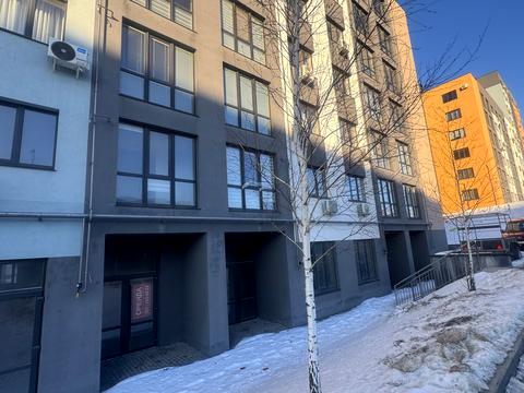 комерційна за адресою Студентська вул., 34а
