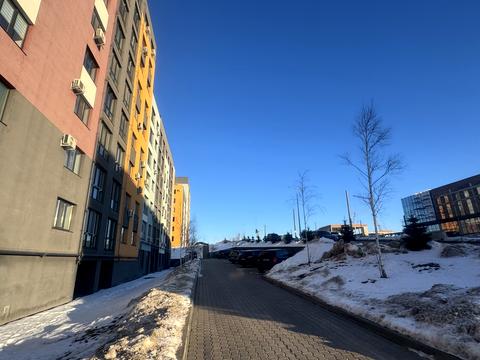 комерційна за адресою Студентська вул., 34а