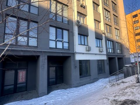 комерційна за адресою Студентська вул., 34а