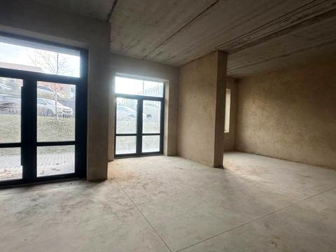 комерційна за адресою Студентська вул., 34а