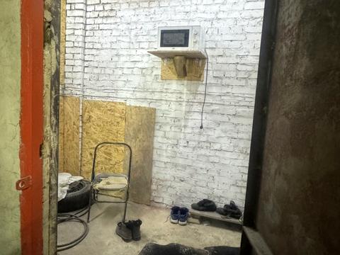 комерційна за адресою Гайдамацька вул. (Марфи Струтинської), 10-12