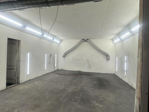 комерційна за адресою Гайдамацька вул. (Марфи Струтинської), 10-12