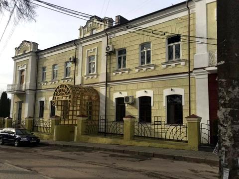 комерційна за адресою Драгоманова, 32