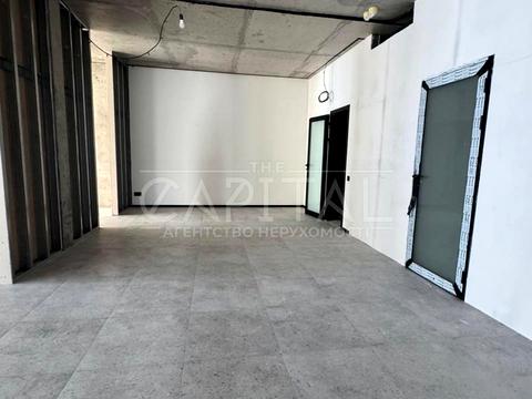 комерційна за адресою Центральна вул., 21-А