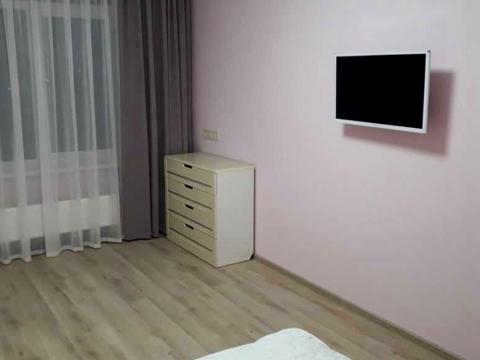 квартира за адресою Практична вул., 1