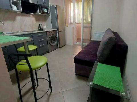 квартира за адресою Льва Ландау просп. (50-річчя СРСР), 52-Л