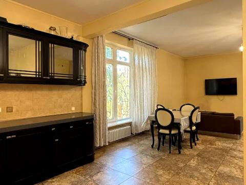 будинок за адресою Базавлуцький пров., 11