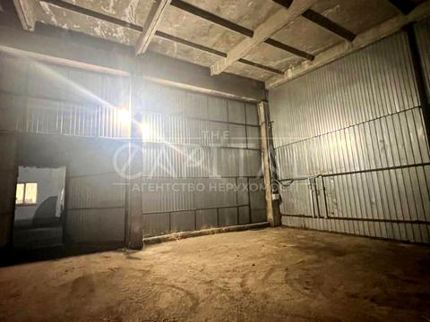 комерційна за адресою Ґарета Джонса вул. (Сім'ї Хохлових), 1