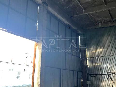 комерційна за адресою Ґарета Джонса вул. (Сім'ї Хохлових), 1