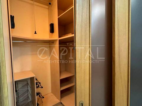 комерційна за адресою Київ, Євгена Коновальця вул. (Щорса), 32-Г