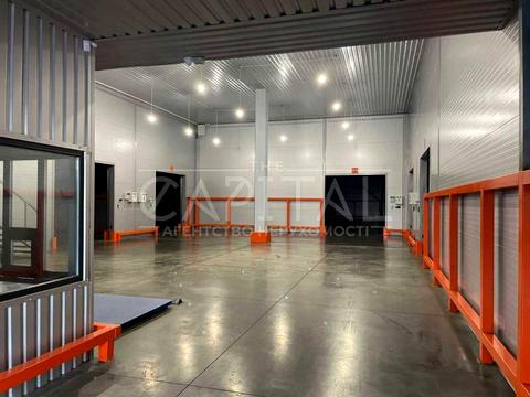 комерційна за адресою Богдана Хмельницького просп. (Героїв Сталінграда), 1