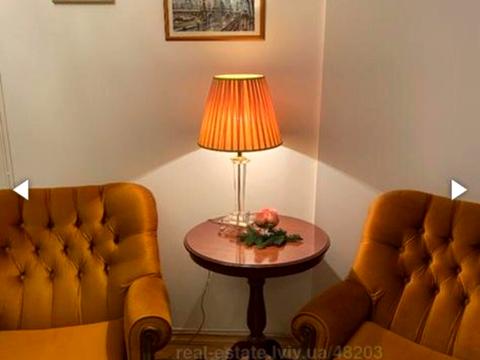 квартира за адресою Івана Франка вул., 105