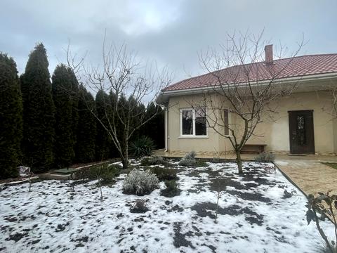 будинок за адресою Центральна вул., 18а