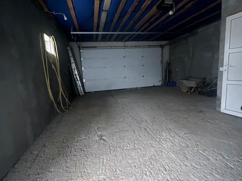 будинок за адресою Центральна вул., 18а