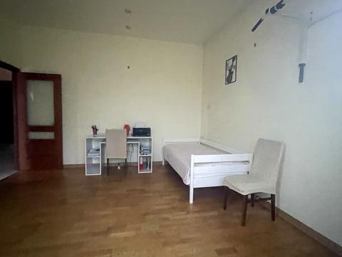 будинок за адресою Центральна вул., 18а