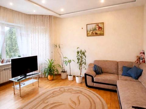 будинок за адресою Центральна вул., 18а