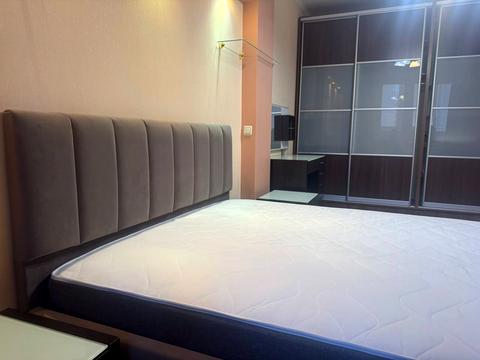 квартира за адресою Анни Ахматової вул., 35