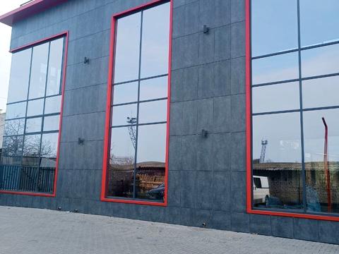 комерційна за адресою Водопровідна вул., 37