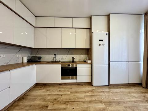 квартира за адресою Богдана Хмельницького вул., 57-Г