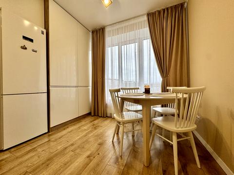 квартира за адресою Богдана Хмельницького вул., 57-Г