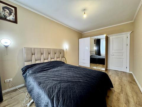 квартира за адресою Богдана Хмельницького вул., 57-Г