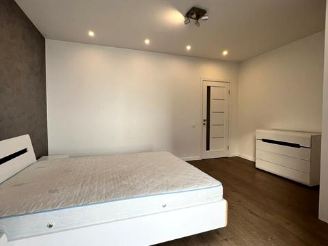 квартира по адресу Ивана Пулюя ул., 40, к. 8