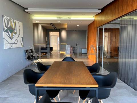 комерційна за адресою Кловський узвіз (Кловський), 7a